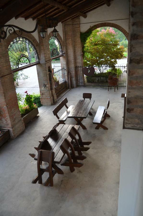 Agriturismo Cipolli e Podò Corte Carlini Mântua Exterior foto